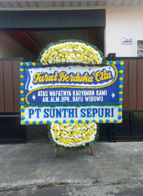 Papan Bunga Duka di Cihurip